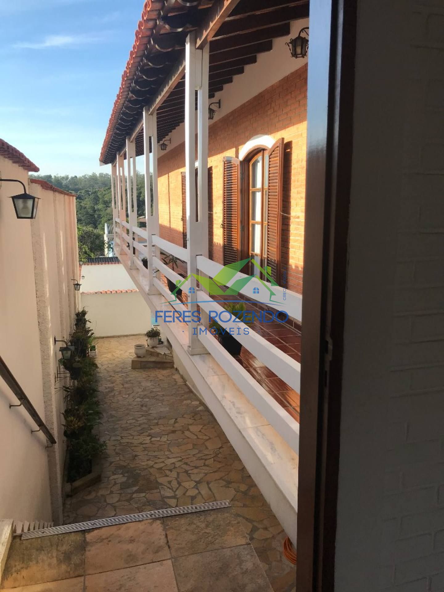 VENDA | Casa 3 dormitórios, piscina, região central, Caieiras/SP