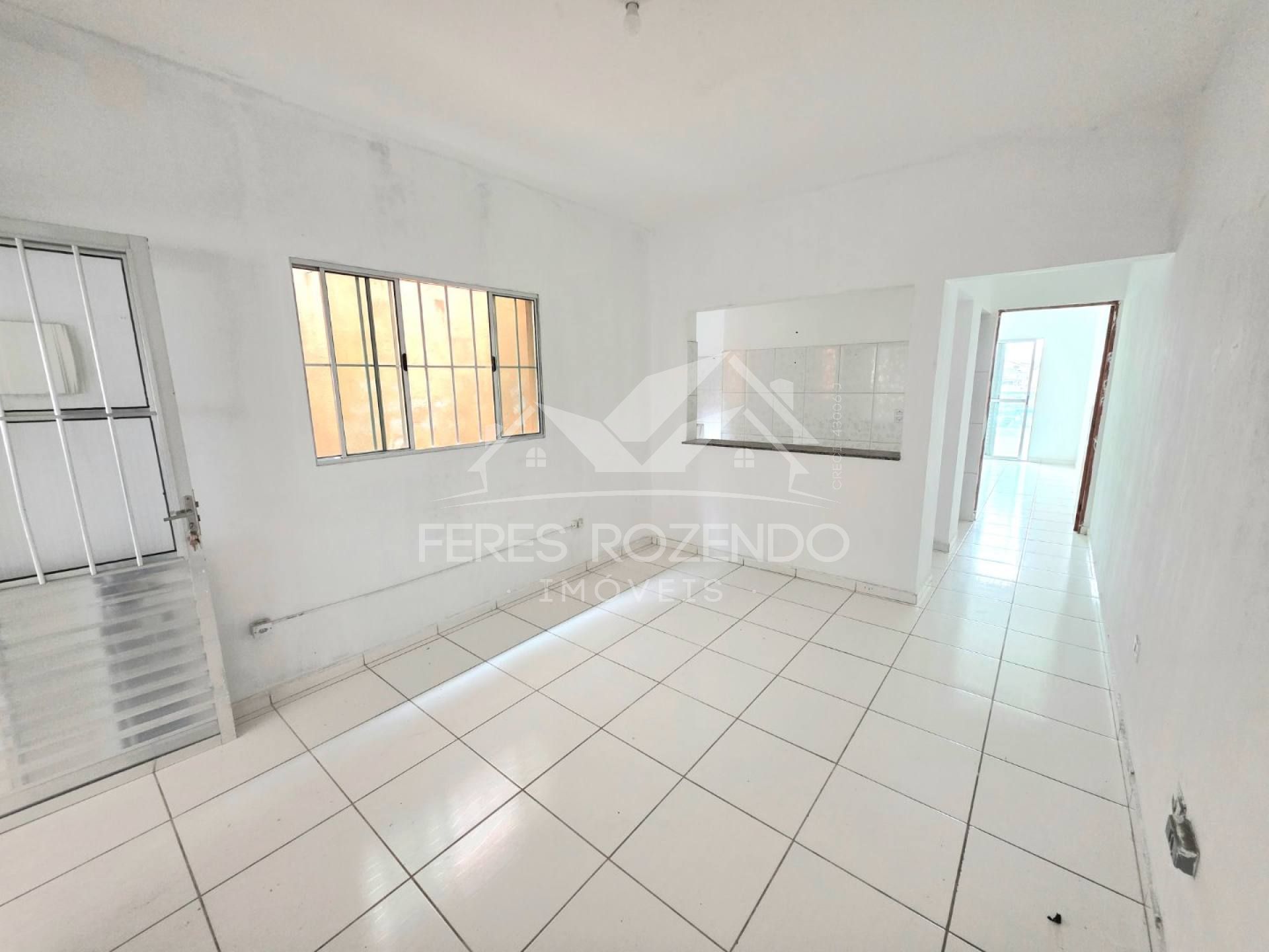 LOCAÇÃO | Casa 04 cômodos, Jd. Marcelino, Caieiras/SP