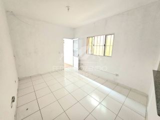 LOCAÇÃO | Casa 04 cômodos, Jd. Marcelino, Caieiras/SP