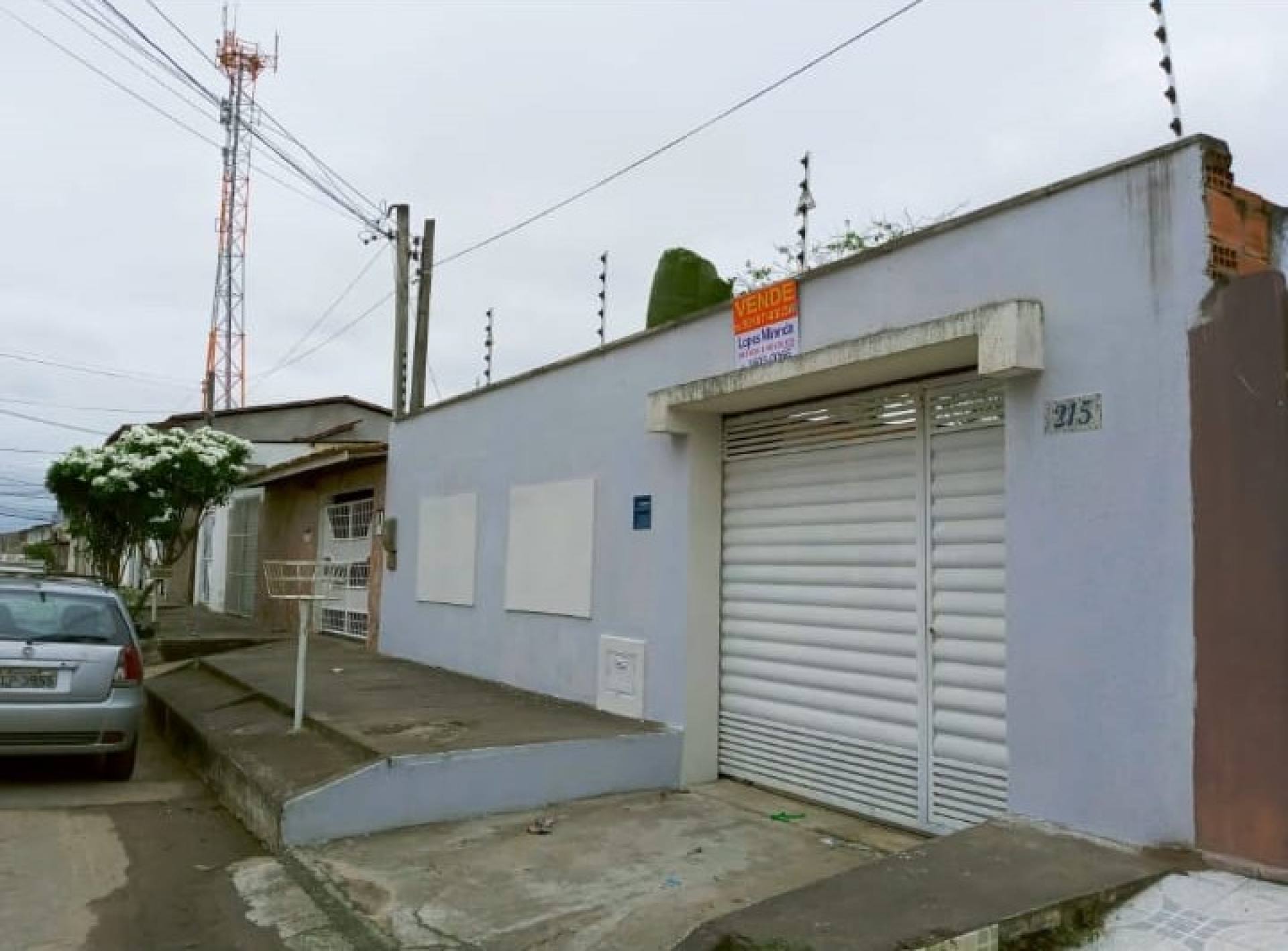 Casa a venda no bairro do Tomba