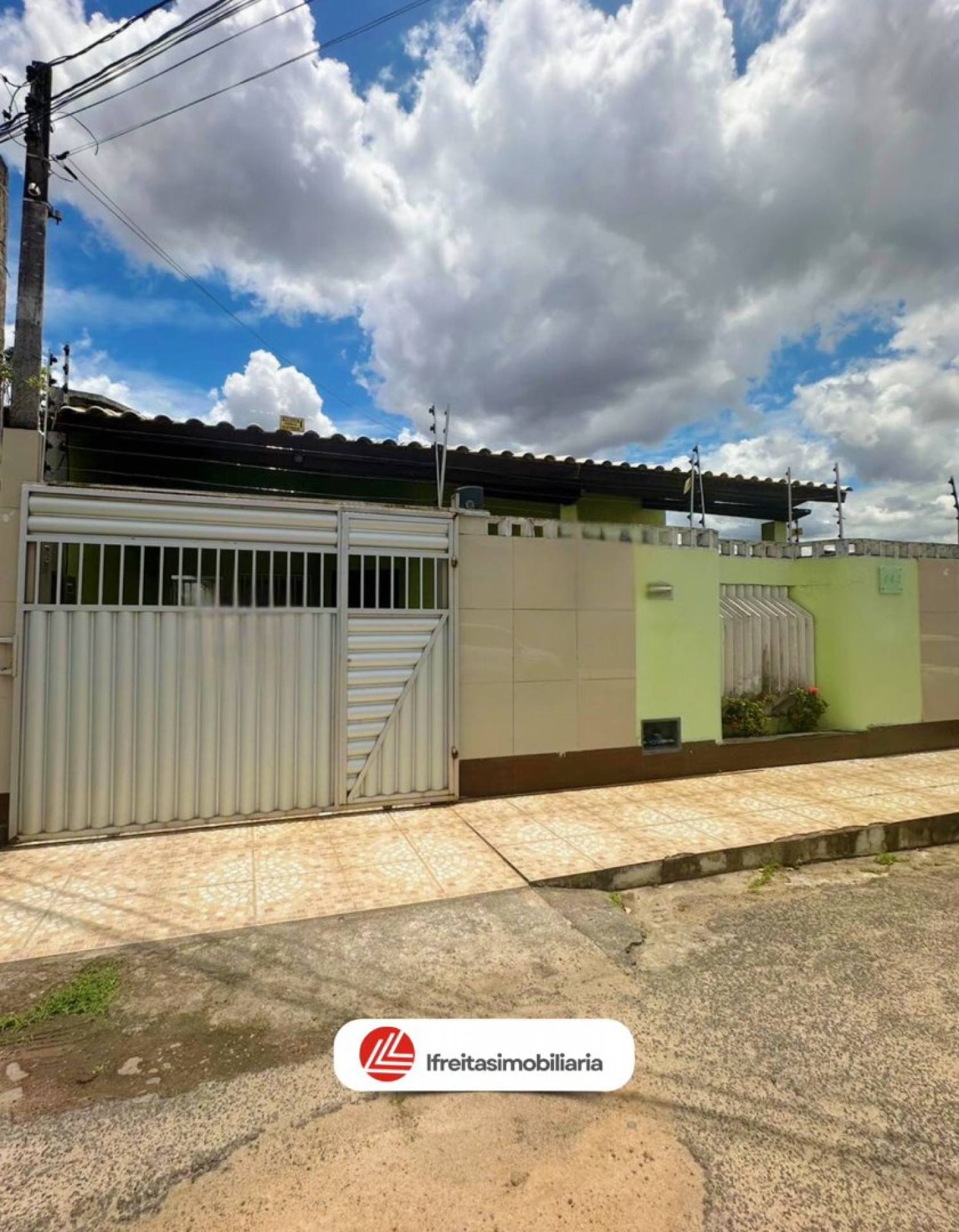 Casa para venda - Próximo ao Hospital D Pedro
