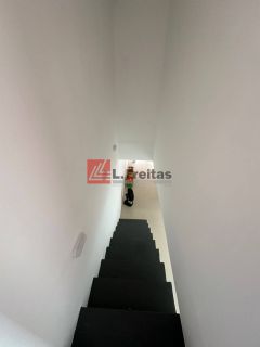 CASA BAIRRO SIM - 3 QUARTOS SENDO DUAS SUÍTES