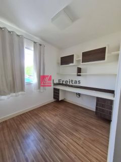 Casa semimobiliada 3 quartos sendo uma suíte - Bairro SIM