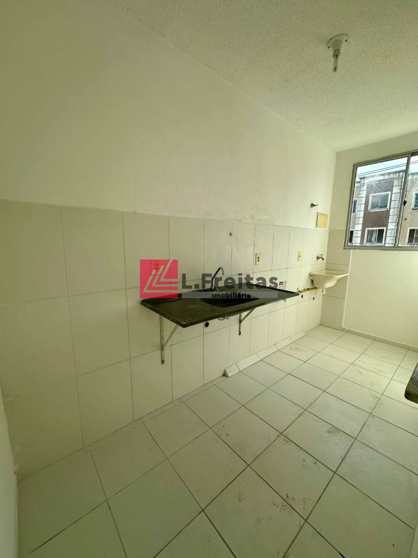 Apartamento 2/4 próximo a UNEF