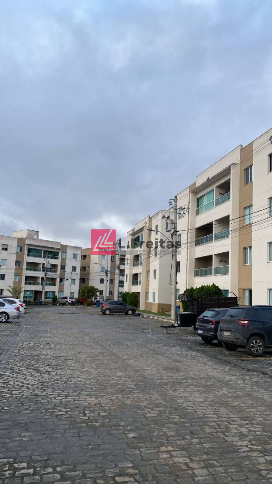 Apartamento com varanda para venda no Sim