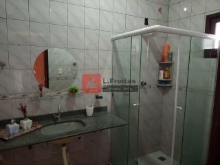 Casa Para Vender com 03 quartos 01 suítes no Bairro Feira V, próximo a Fraga Maia