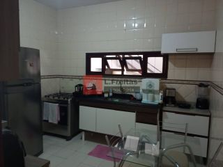 Casa Para Vender com 03 quartos 01 suítes no Bairro Feira V, próximo a Fraga Maia