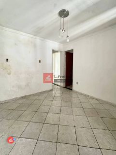 Casa Para Alugar com 02 quartos 01 suítes no bairro Feira VII em Feira De Santana