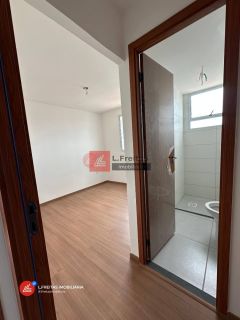 Apartamento com varanda e suíte no Muchila para locação