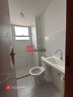 Apartamento com varanda e suíte no Muchila para locação