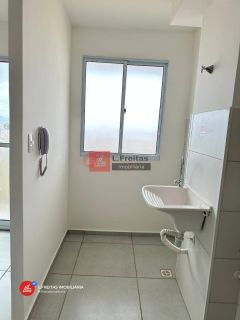 Apartamento com varanda e suíte no Muchila para locação