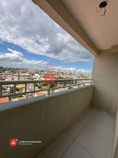 Apartamento com varanda e suíte no Muchila para locação