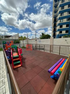 Apartamento com varanda e suíte no Muchila para locação