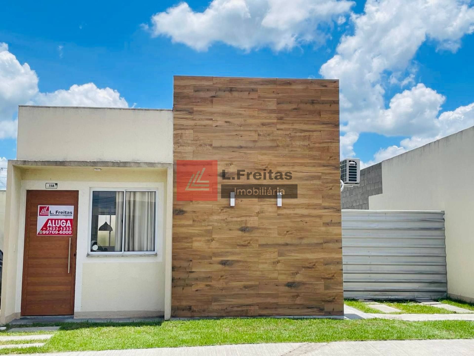 Casa disponível para locação 2/4 - Flor do Mandacaru