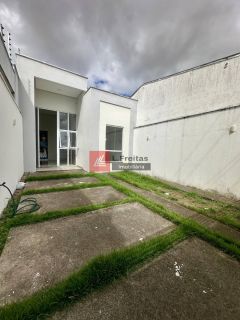 Casa disponível para venda - Bairro Mangabeira