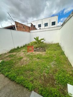 Casa disponível para venda - Bairro Mangabeira