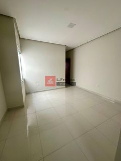 Casa disponível para venda - Bairro Mangabeira