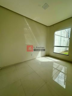 Casa disponível para venda - Bairro Mangabeira