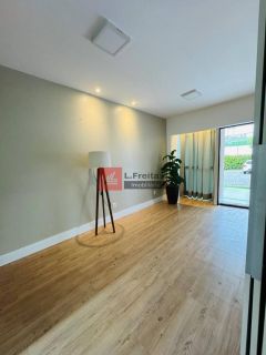 Casa disponivel a venda no Condominio Vive la vie - Bairro Sim