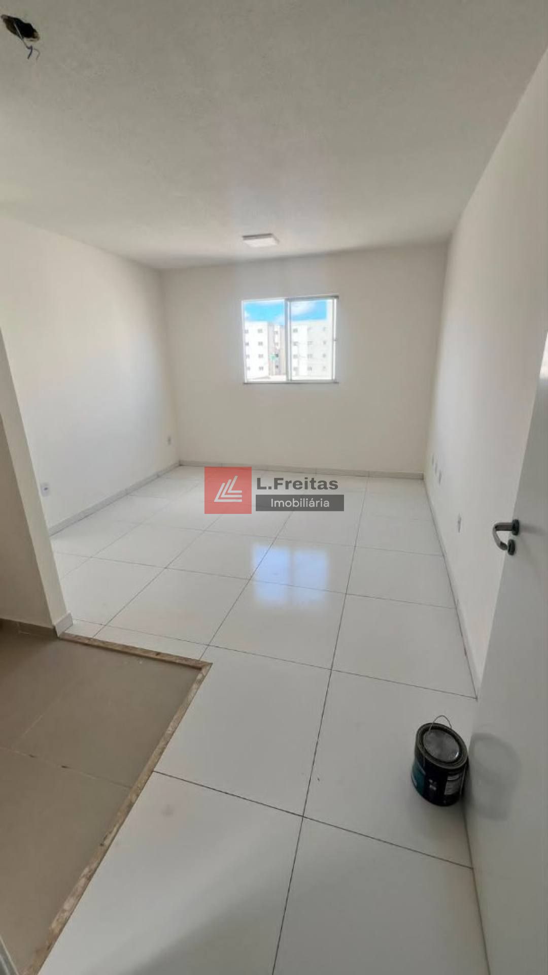 ALUGA-SE APARTAMENTO – CONDOMÍNIO MORADAS VILLE.