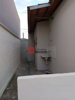 Casa de Condomínio Para Alugar com 02 quartos no bairro Jardim Europa em Feira De Santana