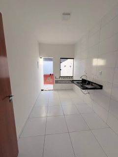 Casa moderna e funcional próximo à Fraga Maia