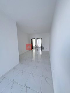 Casa moderna e funcional próximo à Fraga Maia
