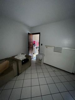 Casa Comercial no bairro PONTO CENTRAL