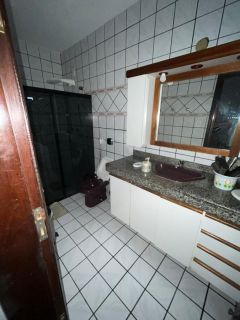 Casa Comercial no bairro PONTO CENTRAL