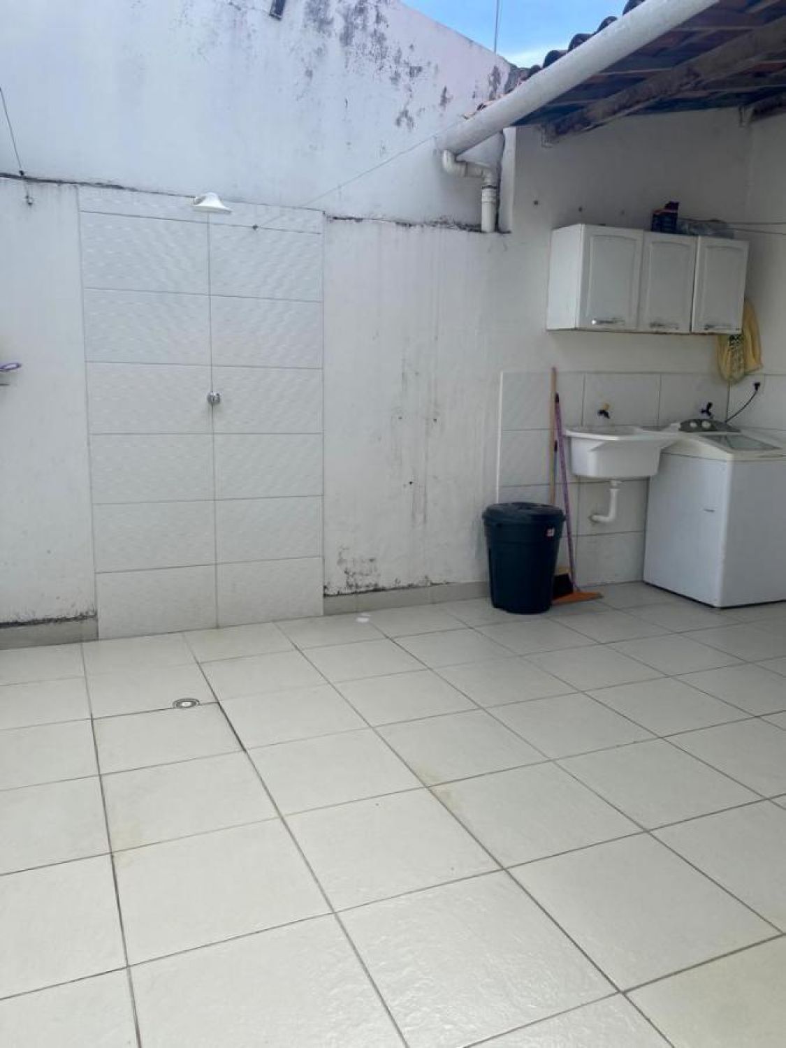 Casa em Condomínio no bairro Papagaio