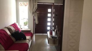 Casa em Condomínio no bairro Papagaio