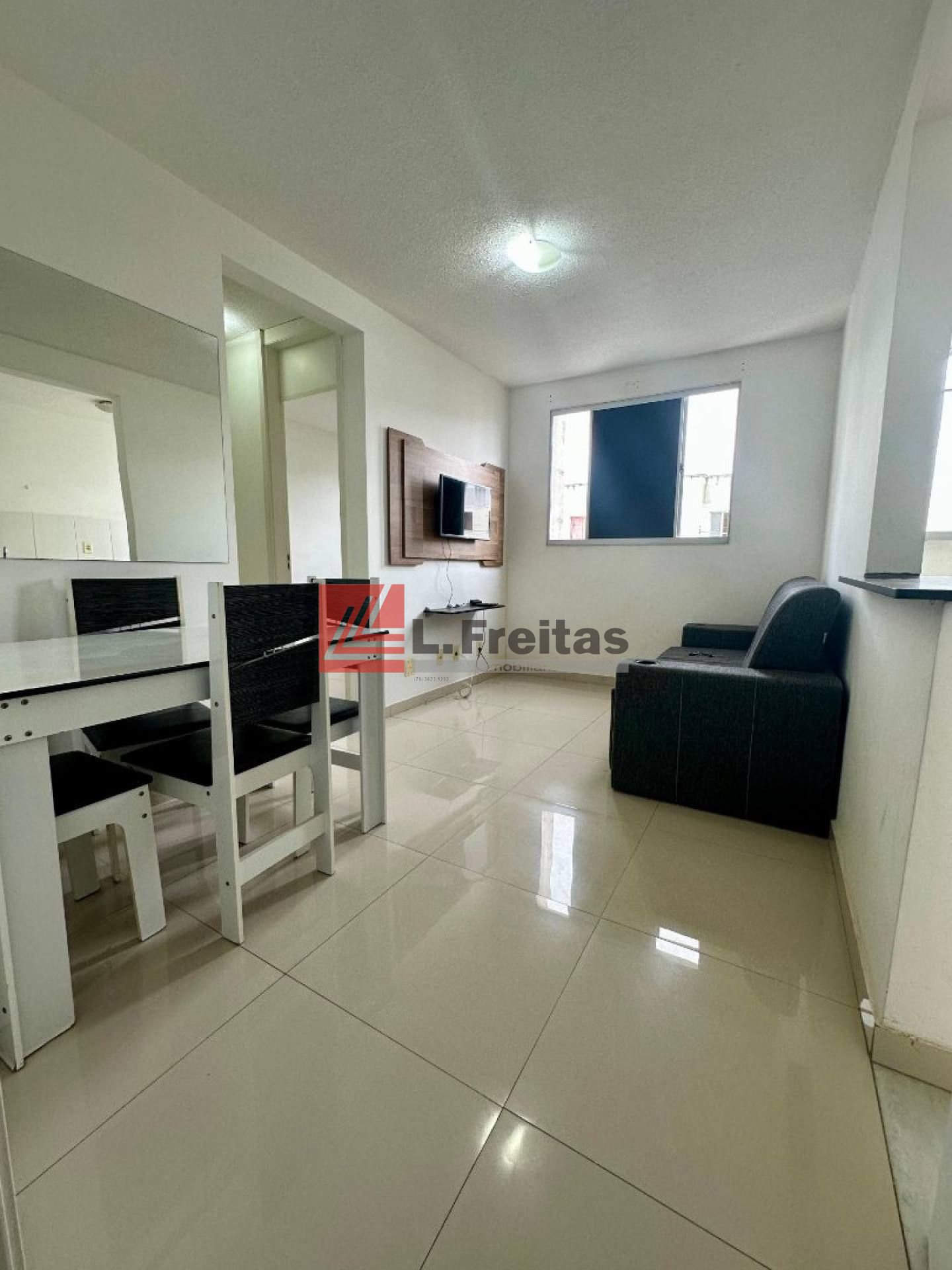 APARTAMENTO MOBILIADO C/ SUÍTE - PARQUE FLORENÇA