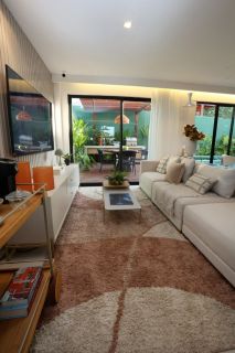 Maximino Residence
