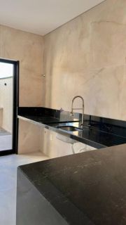 Linda Casa Dupléx no coração do Eusébio