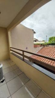 CASA SOLTA NA CIDADE DOS FUNCIONÁRIOS