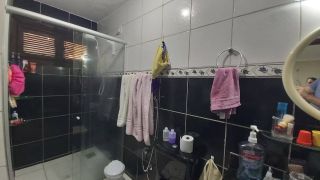 CASA SOLTA NA CIDADE DOS FUNCIONÁRIOS