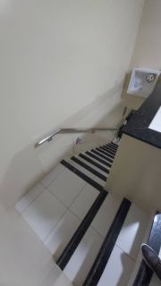 CASA SOLTA NA CIDADE DOS FUNCIONÁRIOS