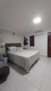 CASA SOLTA NA CIDADE DOS FUNCIONÁRIOS