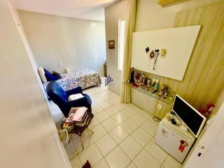 Casa com 5 quartos 4 suítes no bairro Luciano Cavalcante em Fortaleza