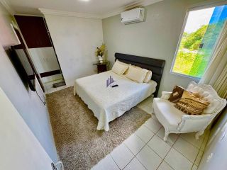 Casa com 5 quartos 4 suítes no bairro Luciano Cavalcante em Fortaleza