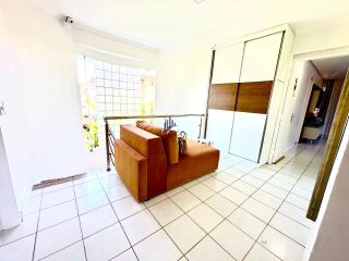 Casa com 5 quartos 4 suítes no bairro Luciano Cavalcante em Fortaleza