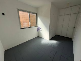 Casa plana com 4 suítes e piscina na Maraponga