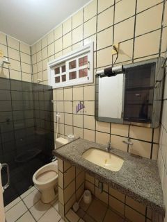 Casa plana com 4 suítes e piscina na Maraponga