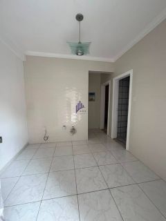 Casa plana com 4 suítes e piscina na Maraponga