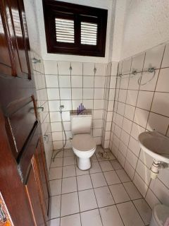 Casa plana com 4 suítes e piscina na Maraponga