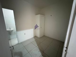 Casa plana com 4 suítes e piscina na Maraponga