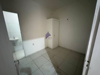 Casa plana com 4 suítes e piscina na Maraponga