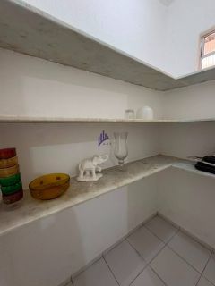 Casa plana com 4 suítes e piscina na Maraponga