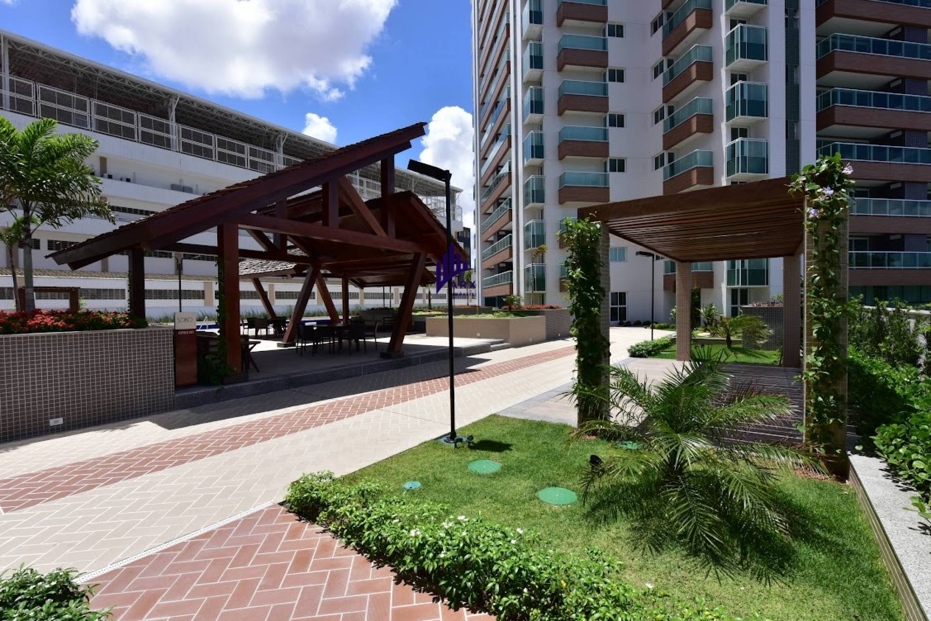 Apartamento Para Vender com 3 quartos 2 suítes no bairro Edson Queiroz em Fortaleza