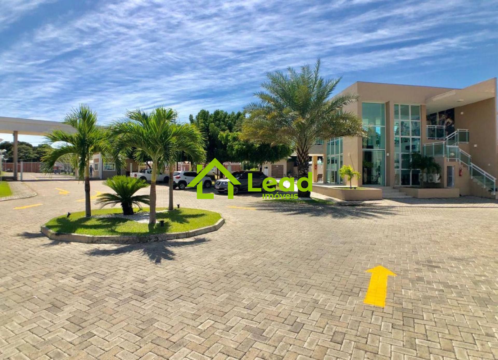 Casa no Eusébio com 04 Quartos á Venda no Condomínio Villa Úmbria - Ceará